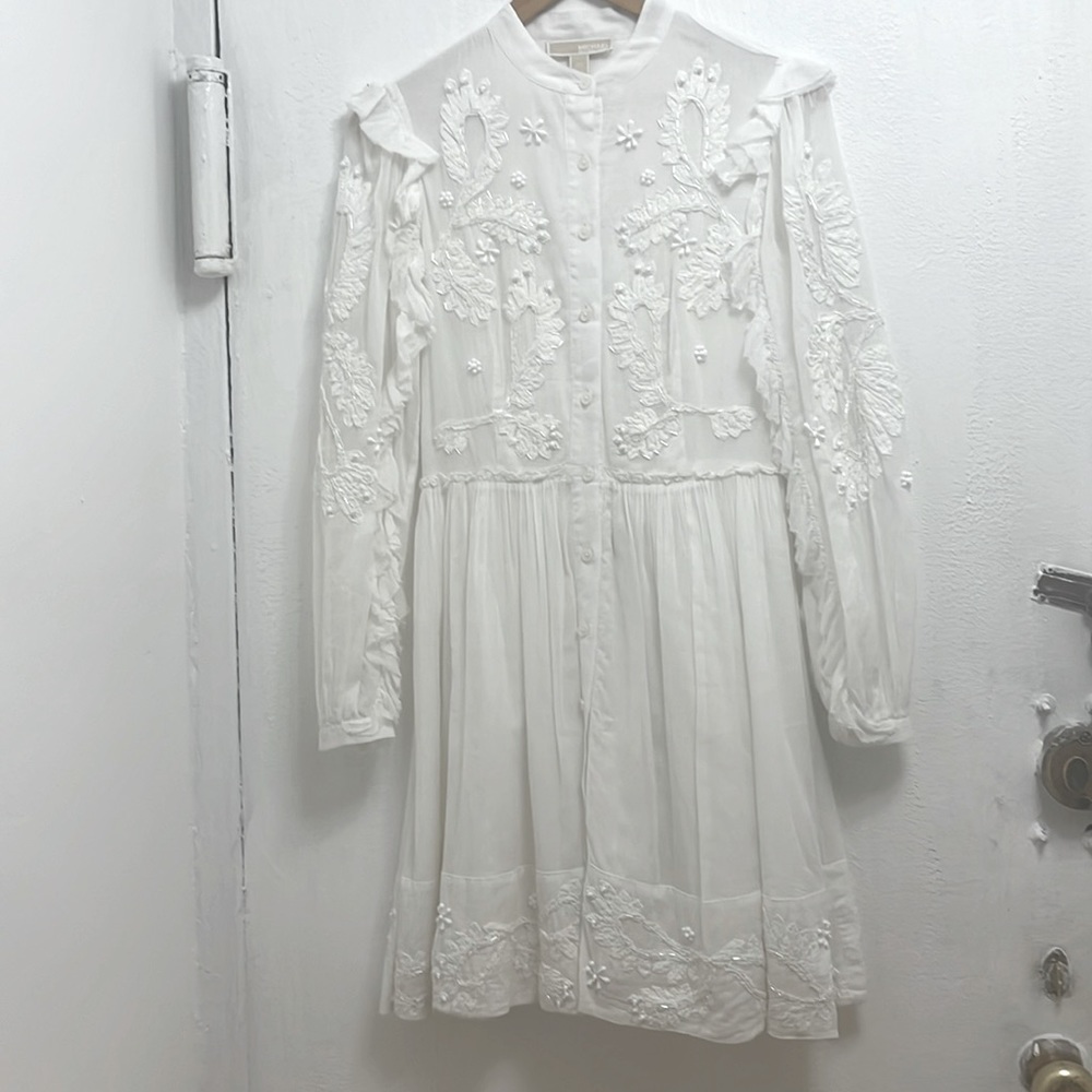 MICHAEL Michael Kors white long sleeve Dress w/embroidered design & beads.